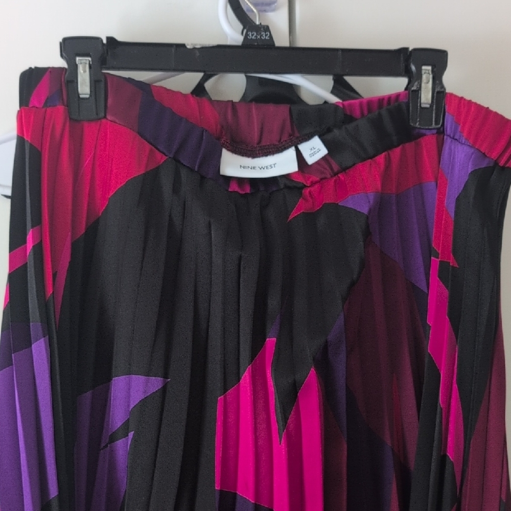 Nine West Colorful Pleated Skirt in Black, Pink, and Purple